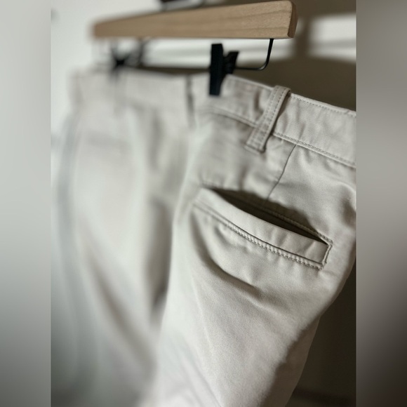 Men’s Haggard Light Khaki Straight Chino, 38x29, with Pockets - Picture 4 of 7